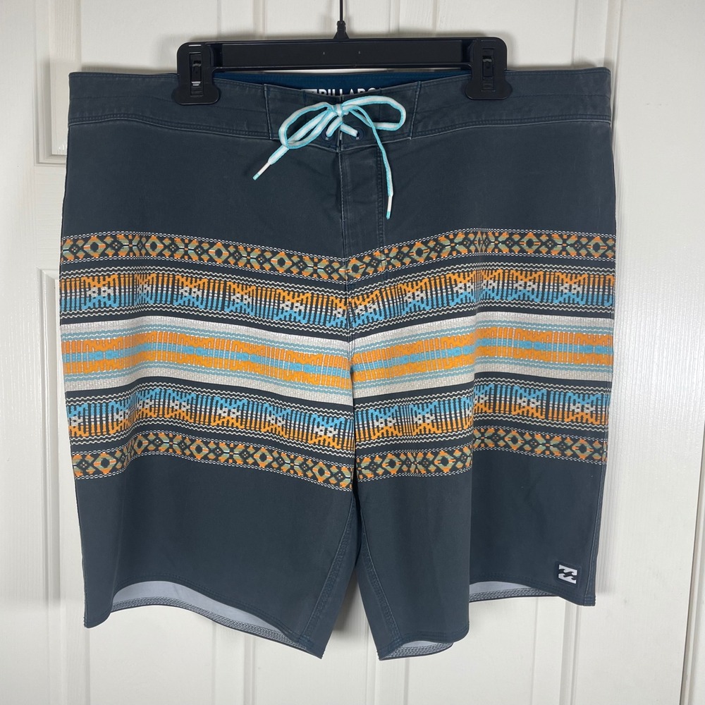 Billabong Platinum X Sundays Board Shorts Mens 38 Charcoal Gray Tribal Print - Picture 2 of 6